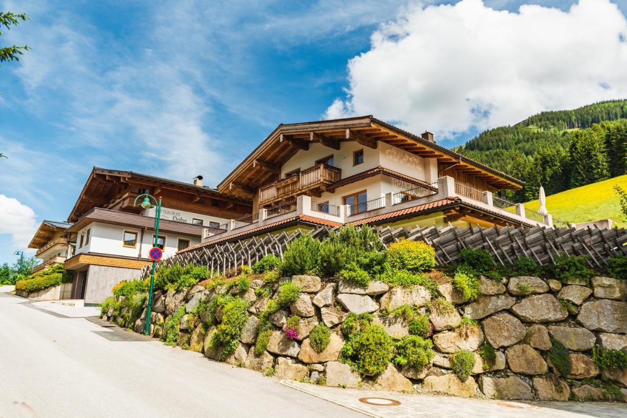 Haus Sabrina - Ferienwohnungen Saalbach-Hinterglemm Exterior foto